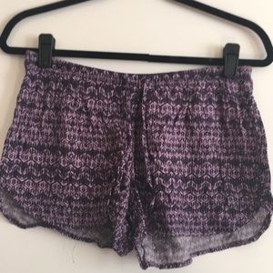 Shorts with purple pattern